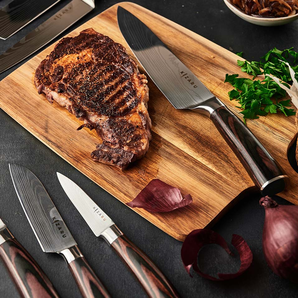 Ikigai Chef Knife Set Professional Japanese Knives with Damascus Pattern